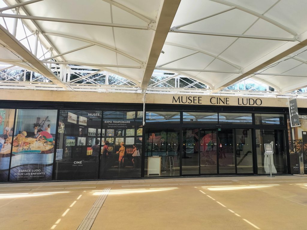 Photo of the Pont du Gard visitor centre.